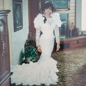 San Martin Bridal Wedding Gown